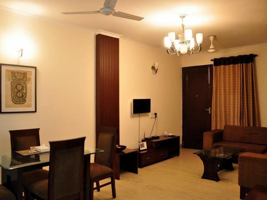 2Bhk Comfortable Furnished Serviced Apartments In Hauz Khas - Woodpecker Apartments Nowe Delhi Zewnętrze zdjęcie