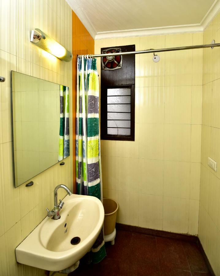 2Bhk Comfortable Furnished Serviced Apartments In Hauz Khas - Woodpecker Apartments Nowe Delhi Zewnętrze zdjęcie