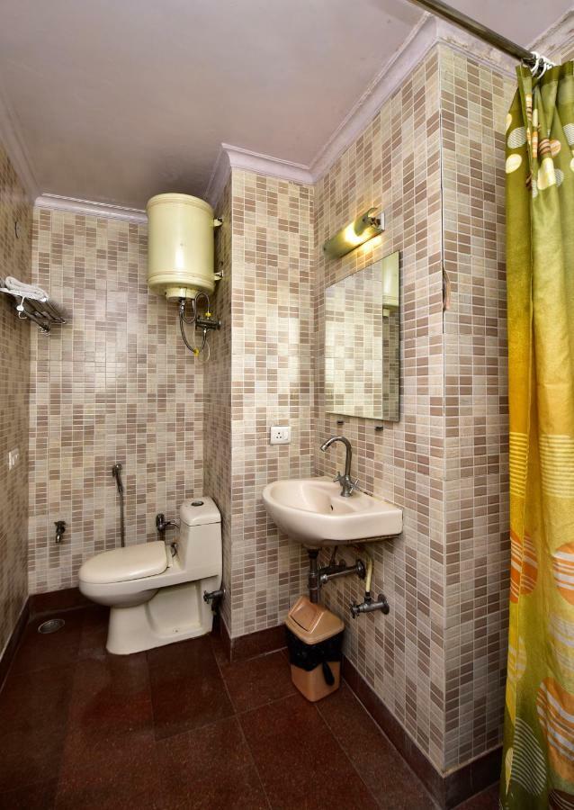 2Bhk Comfortable Furnished Serviced Apartments In Hauz Khas - Woodpecker Apartments Nowe Delhi Zewnętrze zdjęcie